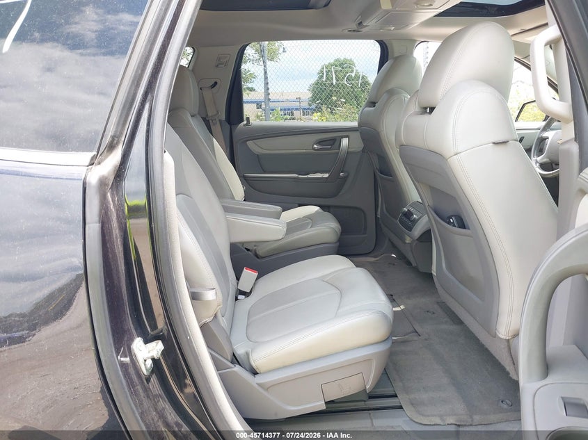 2015 CHEVROLET TRAVERSE auction photo 8