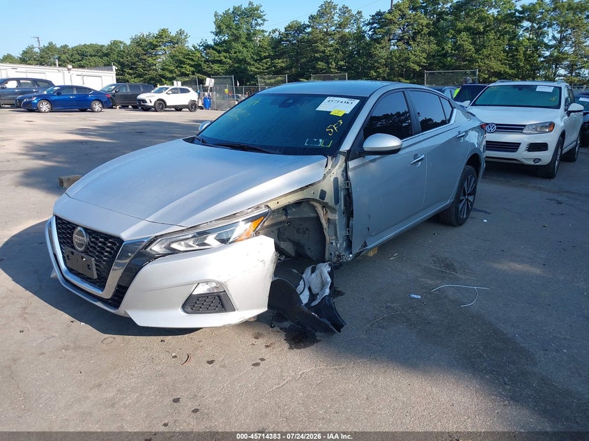 2022 NISSAN ALTIMA auction photo 2