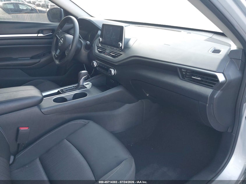 2022 NISSAN ALTIMA auction photo 5