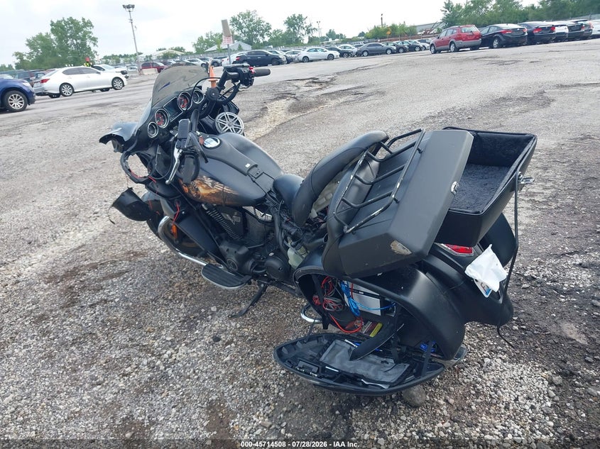 2013 KAWASAKI VN1700 auction photo 3