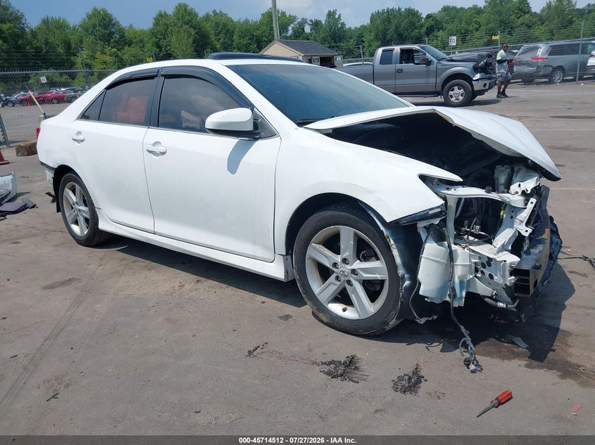 Vin: 4t1bf1fk9cu533379, lot: 46213194, toyota camry se 2012 img_1