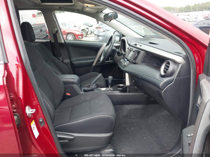2018 TOYOTA RAV4 auction photo 5