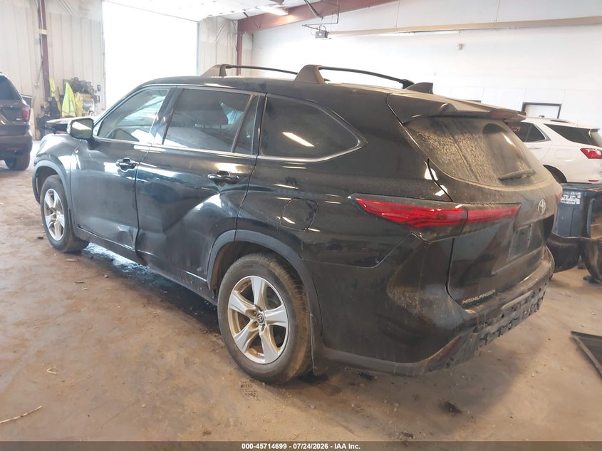2022 TOYOTA HIGHLANDER auction photo 3
