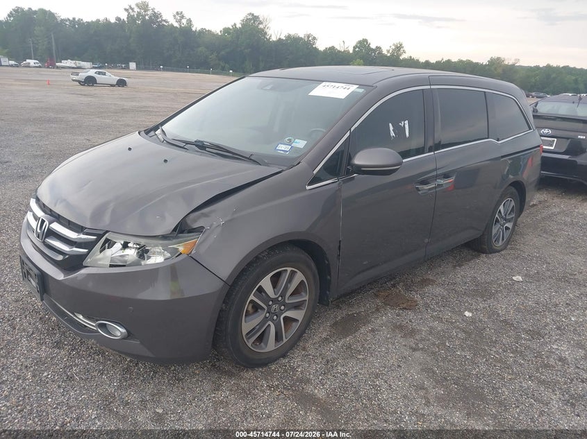 2016 HONDA ODYSSEY auction photo 2