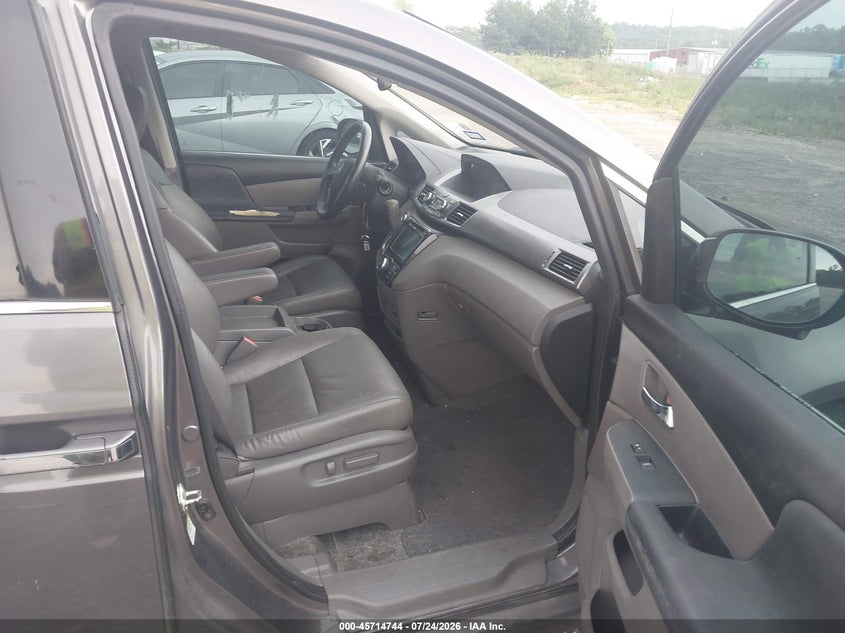 2016 HONDA ODYSSEY auction photo 5