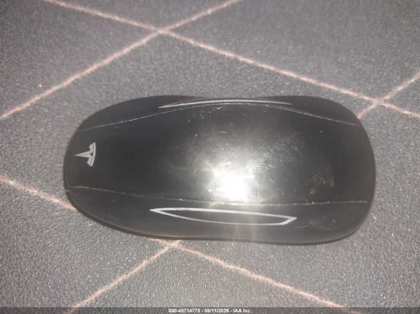 TESLA MODEL S 2015 VIN 5YJSA1H27FF080313