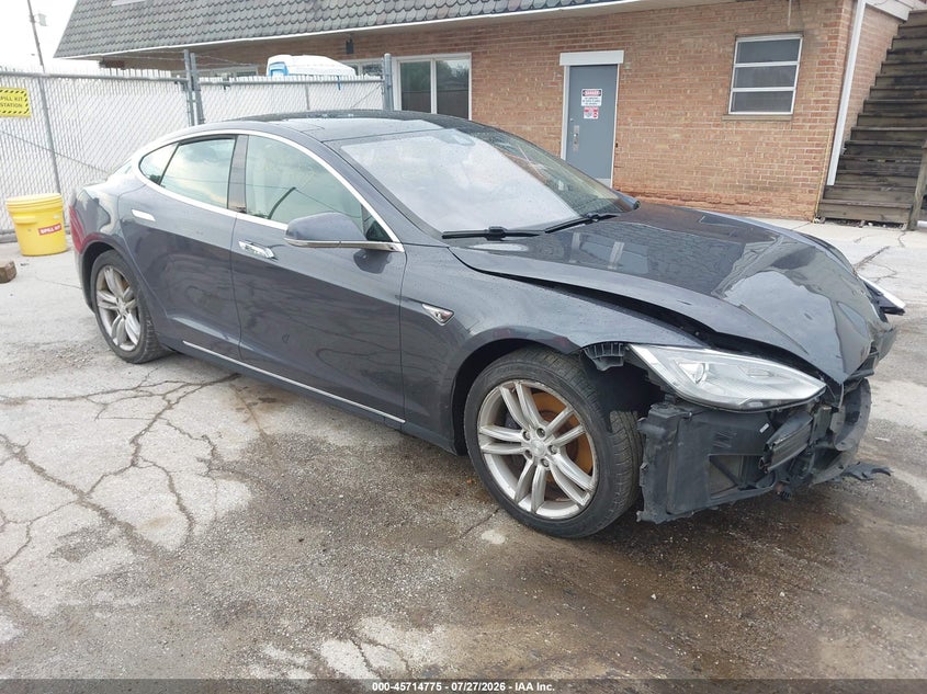 2015 TESLA MODEL S auction photo 1