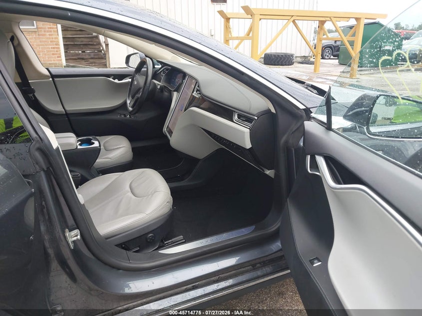 2015 TESLA MODEL S auction photo 5