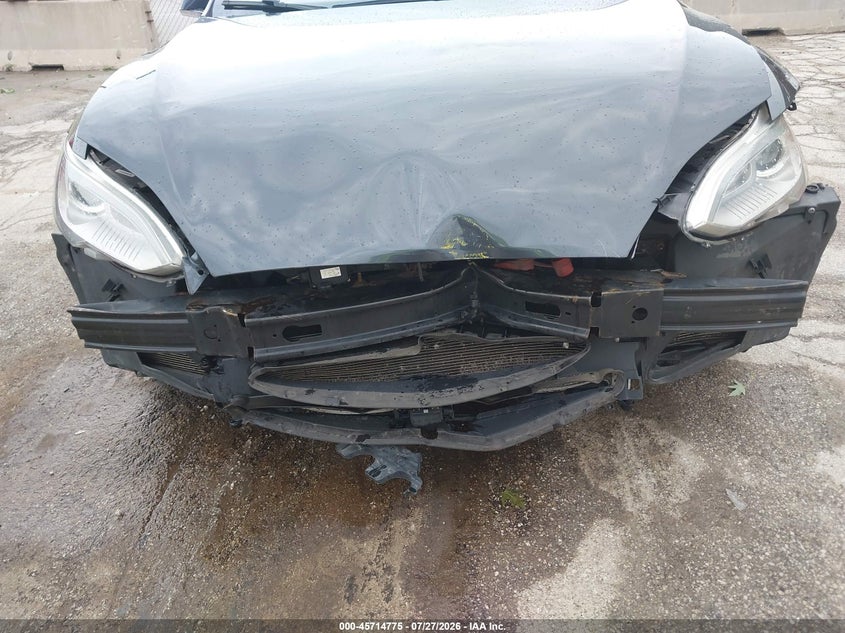 2015 TESLA MODEL S auction photo 6