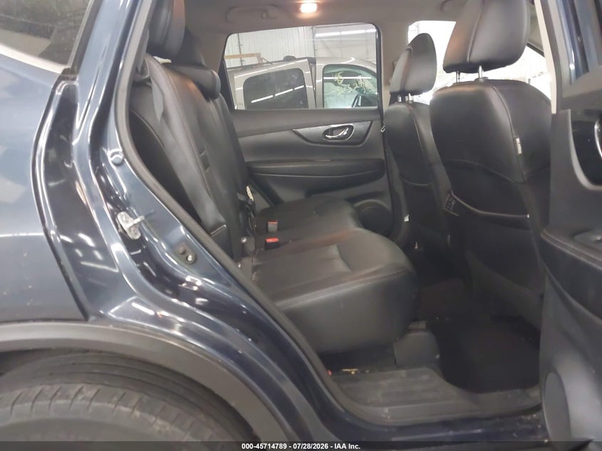 2016 NISSAN ROGUE auction photo 8