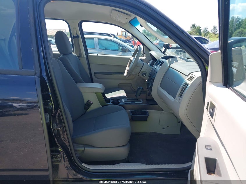 2012 FORD ESCAPE auction photo 5