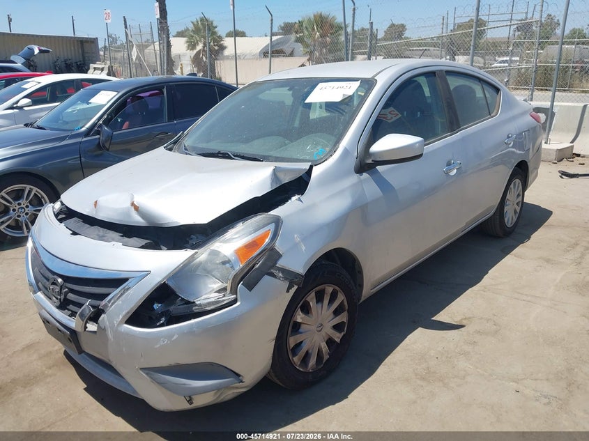 Vin: 3n1cn7ap8jl876521, lot: 46213603, nissan versa 1.6 sv 20182