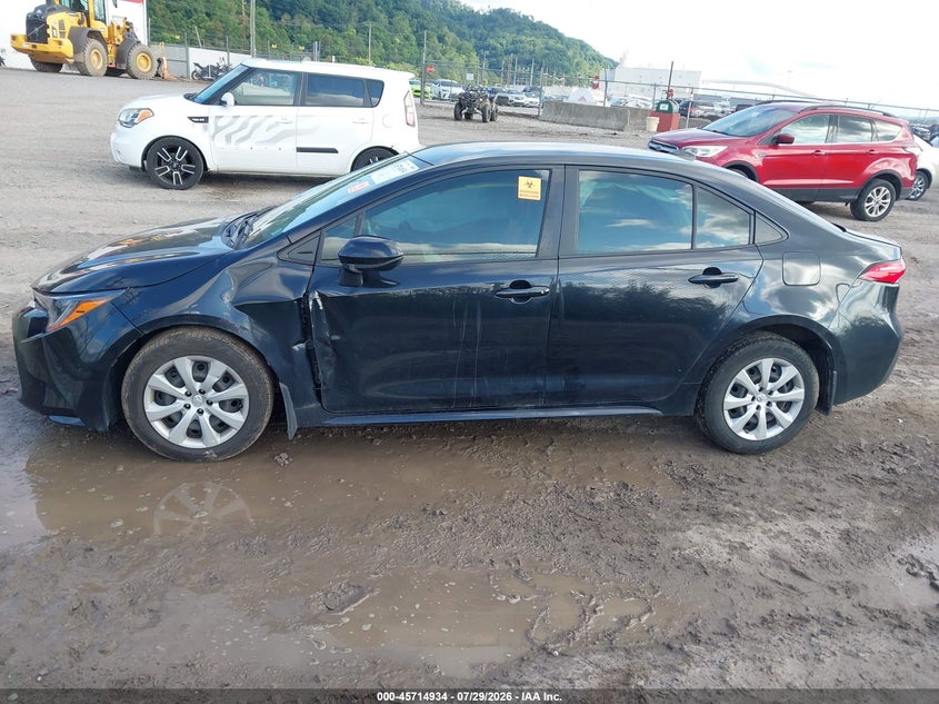 TOYOTA COROLLA - zdjęcie 14