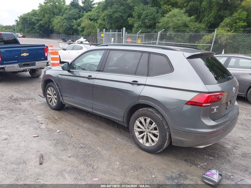 2018 VOLKSWAGEN TIGUAN auction photo 3