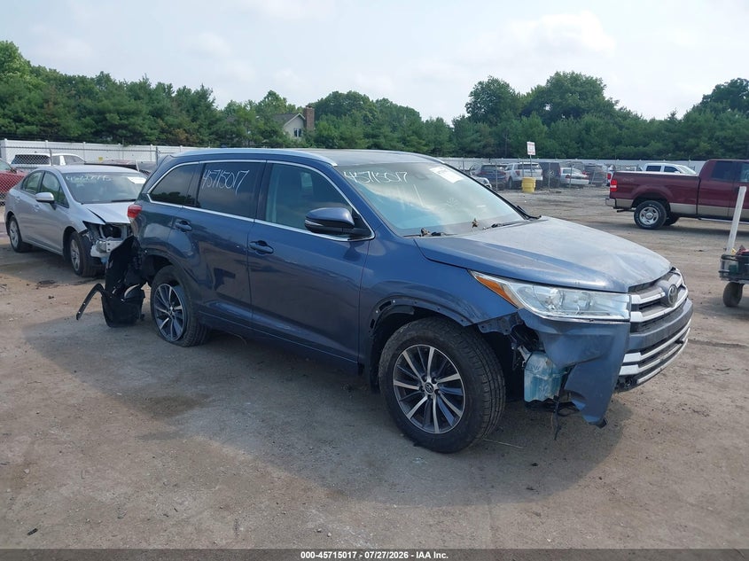 Vin: 5tdjzrfh7hs471535, lot: 46213699, toyota highlander xle 2017 img_1