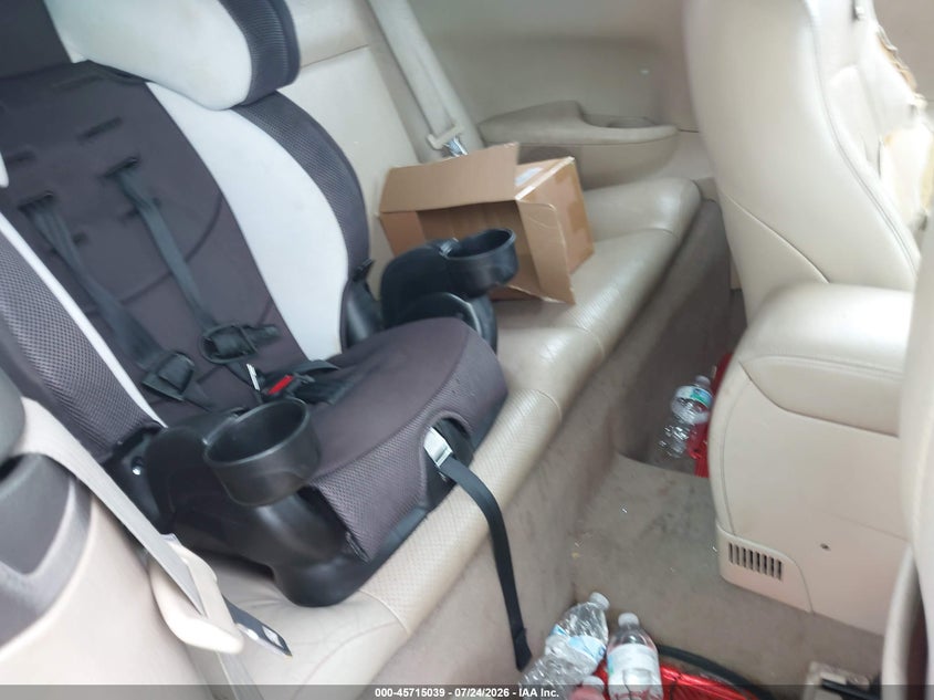 2005 TOYOTA CAMRY SOLARA auction photo 8