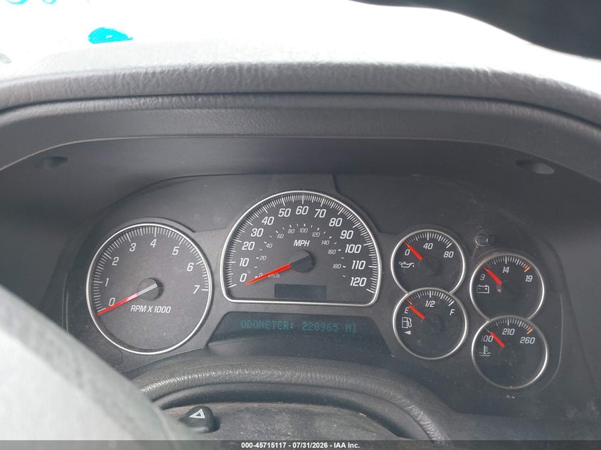 2002 GMC ENVOY XL auction photo 7