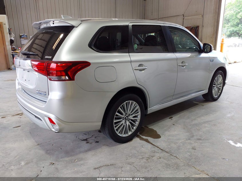 2019 MITSUBISHI OUTLANDER PHEV auction photo 4