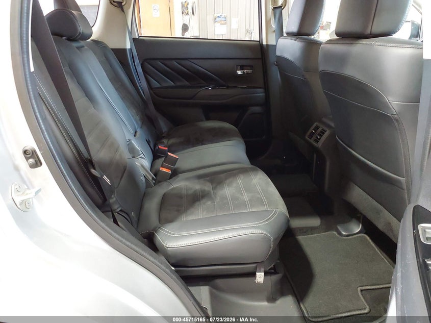 2019 MITSUBISHI OUTLANDER PHEV auction photo 8