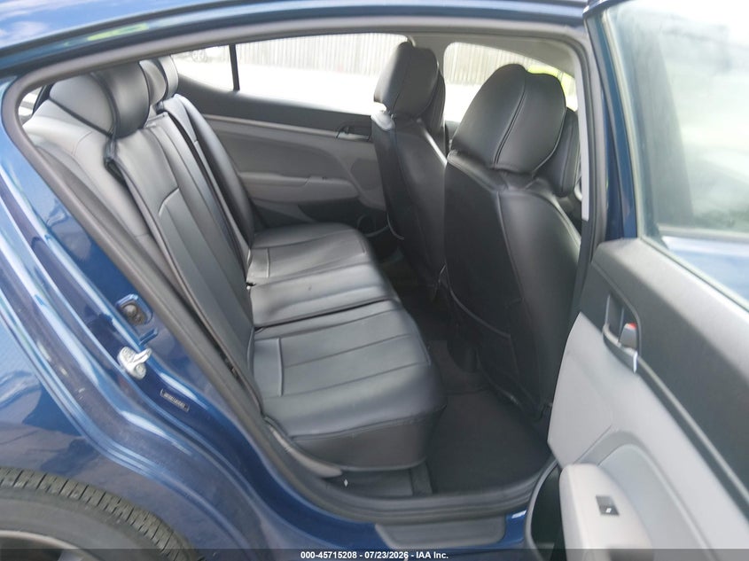 2018 HYUNDAI ELANTRA auction photo 8