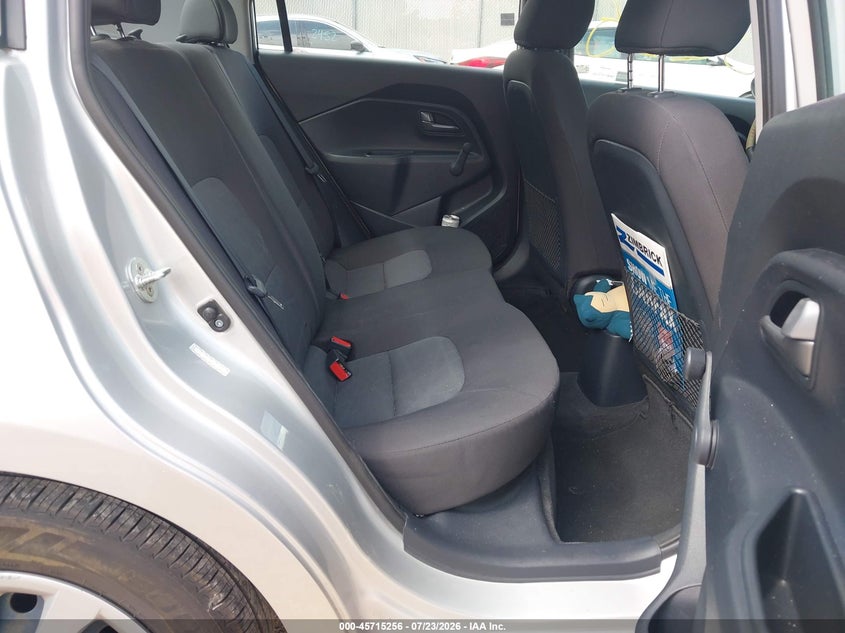2017 KIA RIO auction photo 8