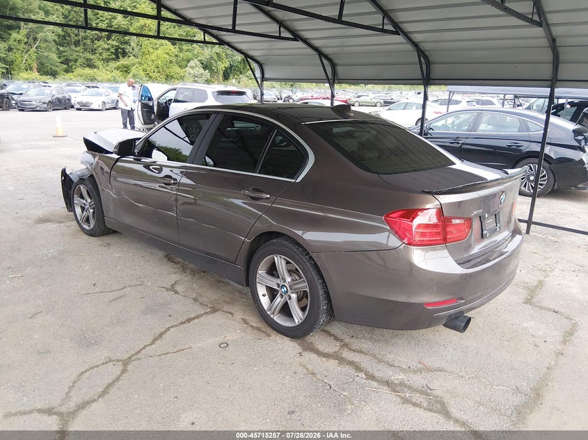Vin: wba3b3g56fnr85830, lot: 46213939, bmw 328i xdrive 20153