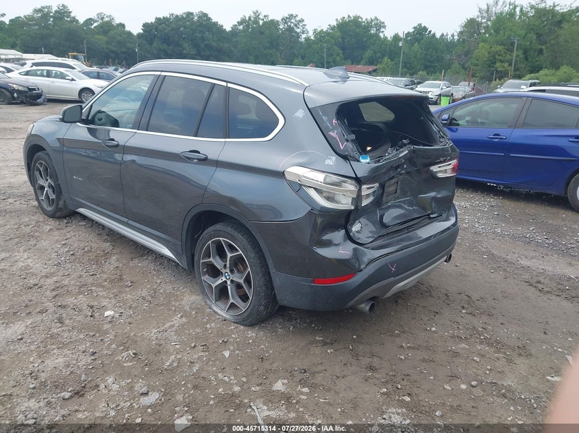 BMW X1 - zdjęcie 3