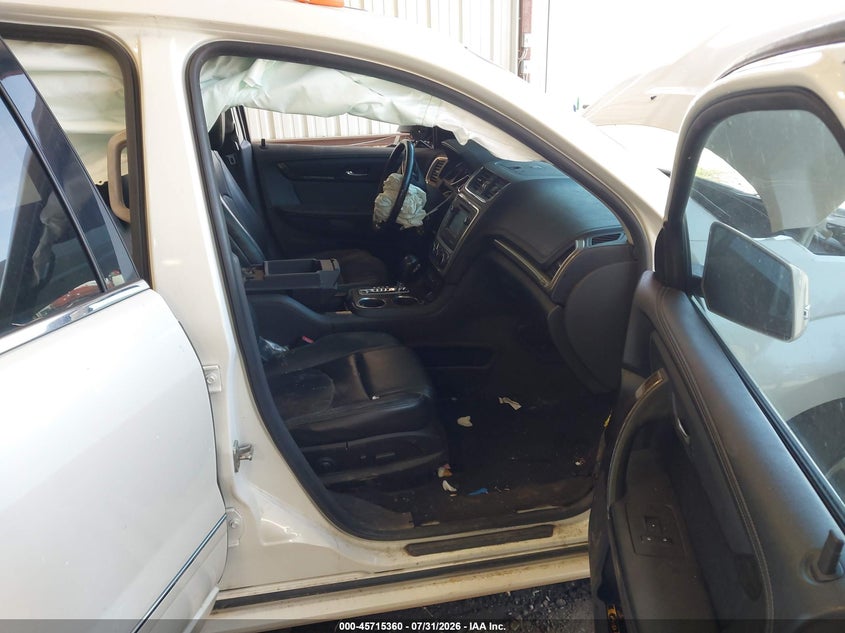 2013 GMC ACADIA auction photo 5