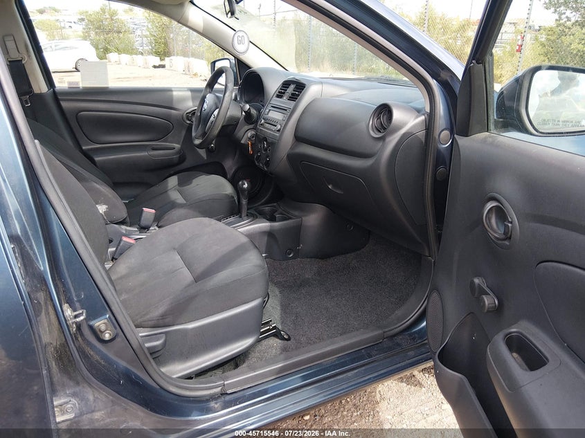 2016 NISSAN VERSA auction photo 5