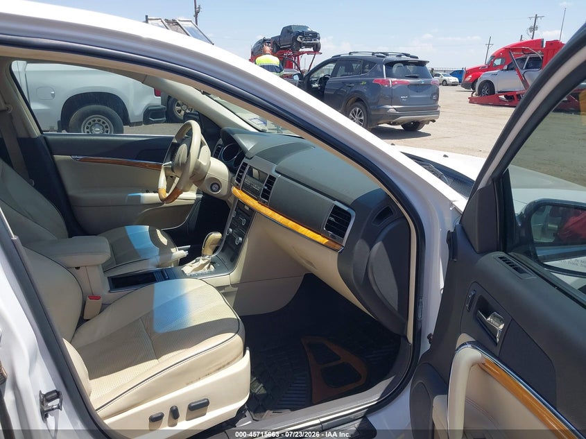 2010 LINCOLN MKZ auction photo 5