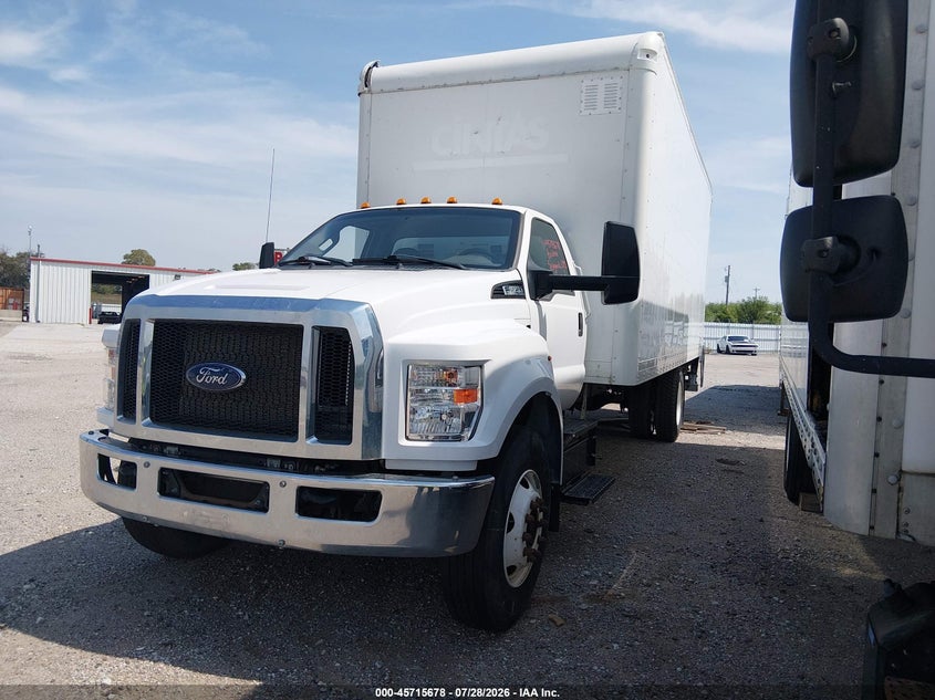2022 FORD F-650 GAS auction photo 2
