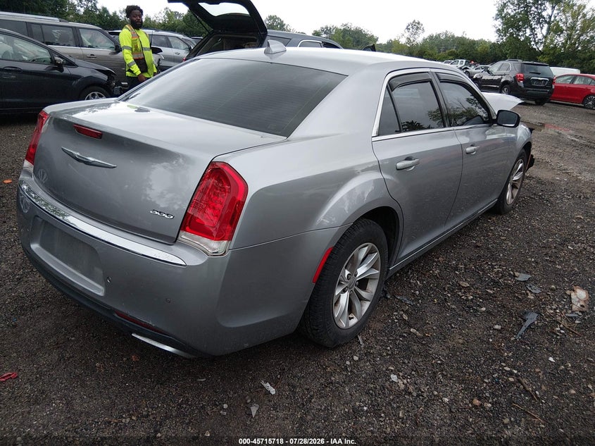 Vin: 2c3ccaag3fh921319, lot: 46214400, chrysler 300 limited 20154