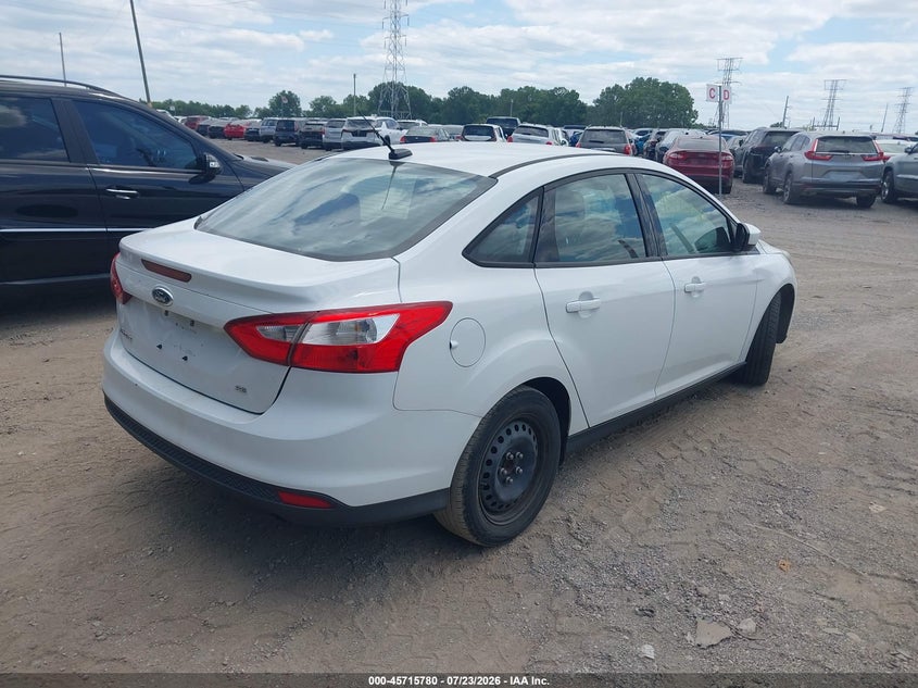 Vin: 1fahp3f29cl186641, lot: 46214462, ford focus se 20124