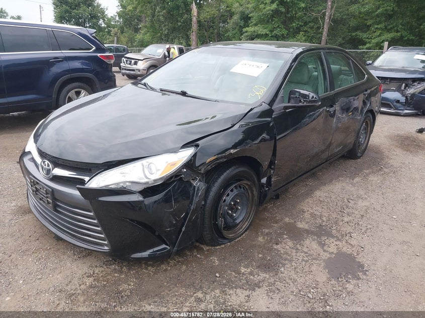 Vin: 4t1bf1fk5hu378949, lot: 46214464, toyota camry le 20172