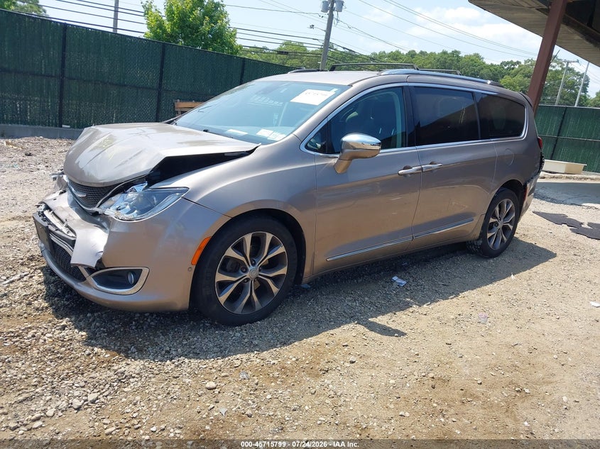 Vin: 2c4rc1gg0hr683973, lot: 46214481, chrysler pacifica limited 20172