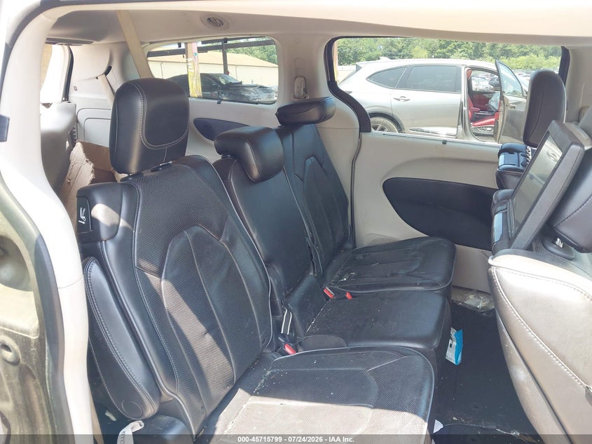 CHRYSLER PACIFICA - zdjęcie 8
