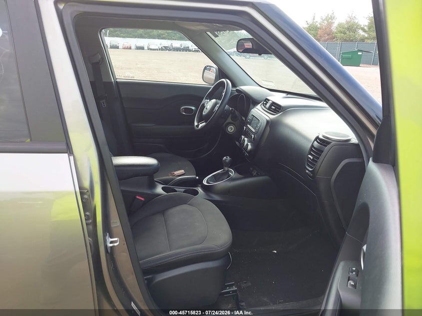 2014 KIA SOUL auction photo 5