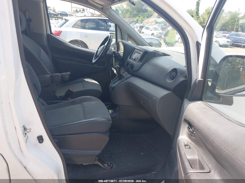 2014 NISSAN NV200 auction photo 5