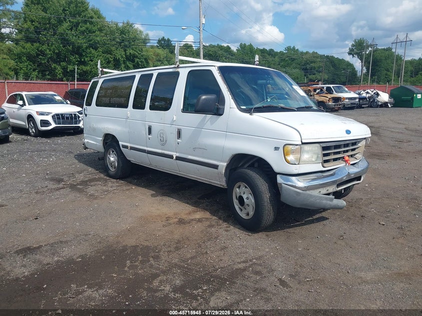 1997 FORD CLUB WAGON auction photo 1