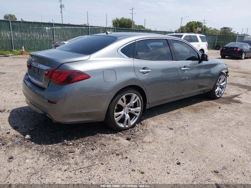 2015 INFINITI Q70L auction photo 4