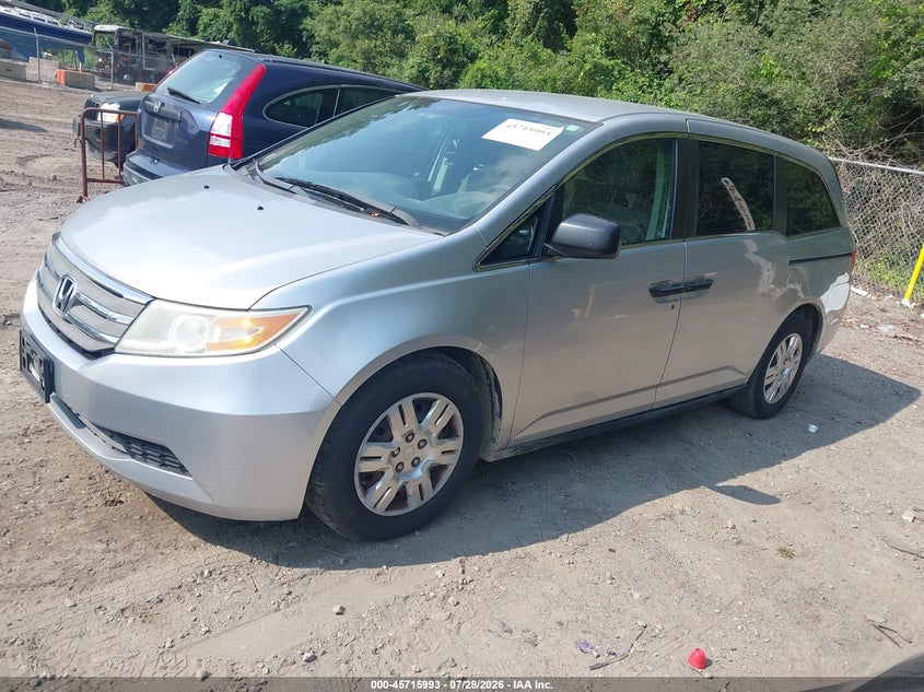 2011 HONDA ODYSSEY auction photo 2