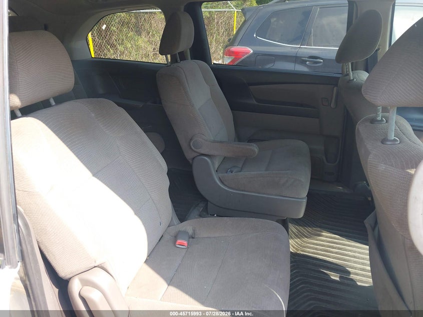 2011 HONDA ODYSSEY auction photo 8