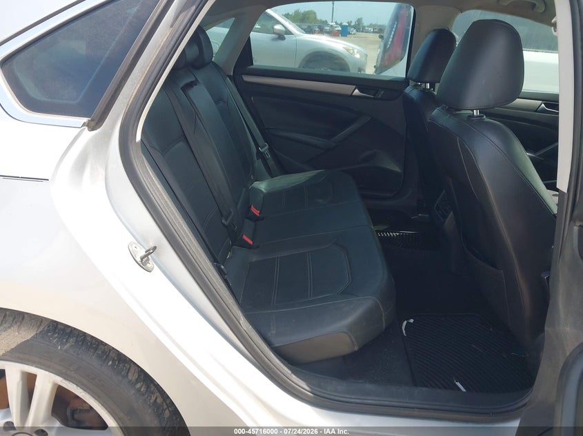 2014 VOLKSWAGEN PASSAT auction photo 8