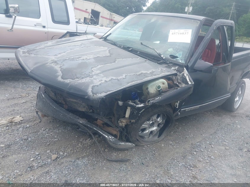 1994 GMC SIERRA auction photo 6