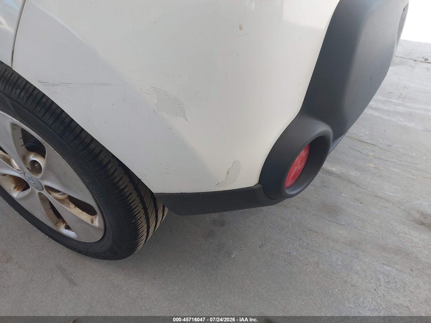 2014 KIA SOUL auction photo 6