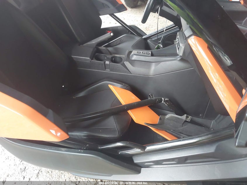 2022 POLARIS SLINGSHOT auction photo 5