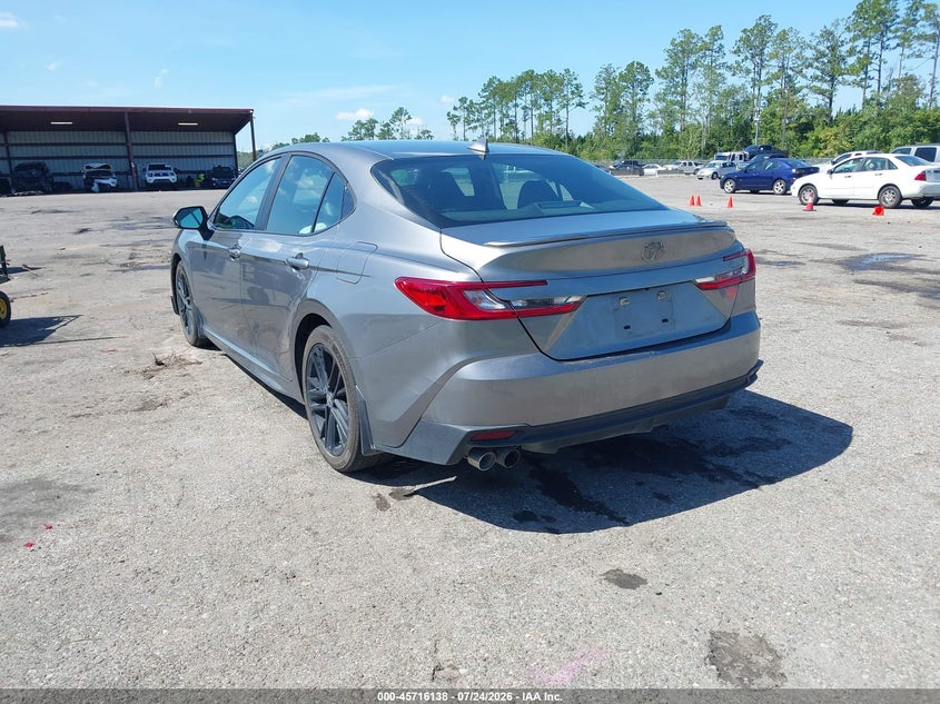 TOYOTA CAMRY - zdjęcie 3