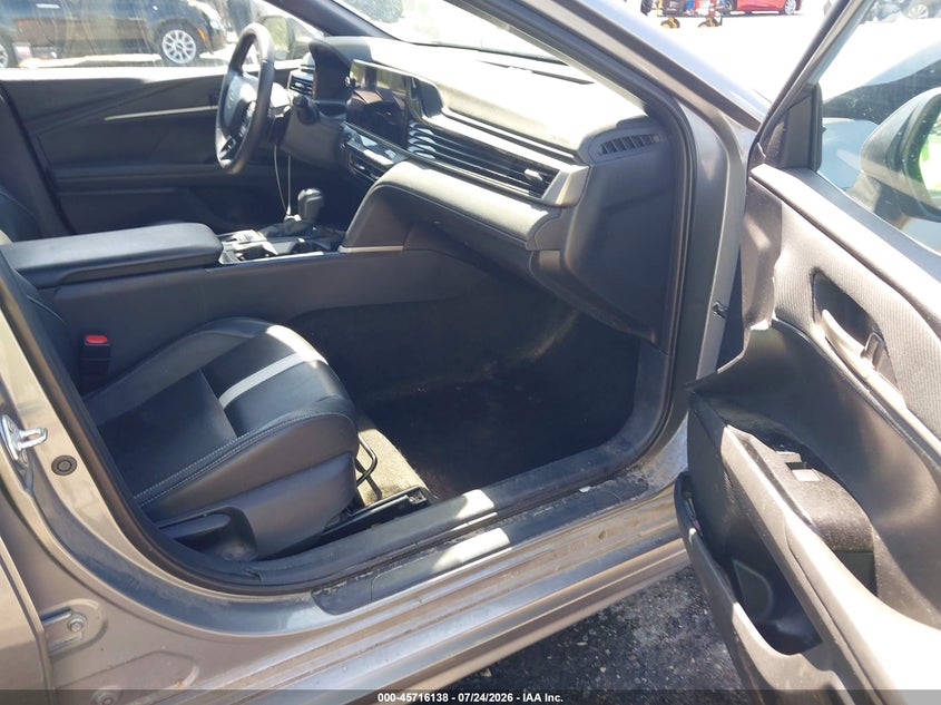 TOYOTA CAMRY - zdjęcie 5