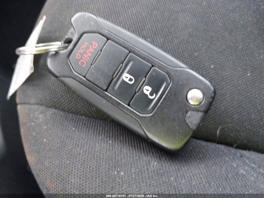 2015 JEEP RENEGADE SPORT · Фото 11