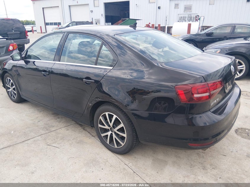 2017 VOLKSWAGEN JETTA auction photo 3